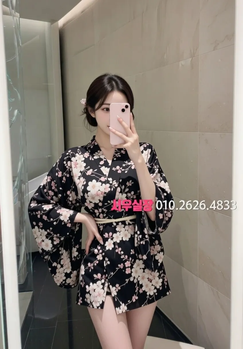 걸포 미러룸 프리미엄 라인업 2번 프로필